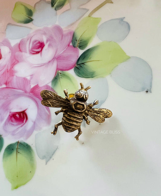 Brass Patina Bumble Bee Hat Pin Hat Bar